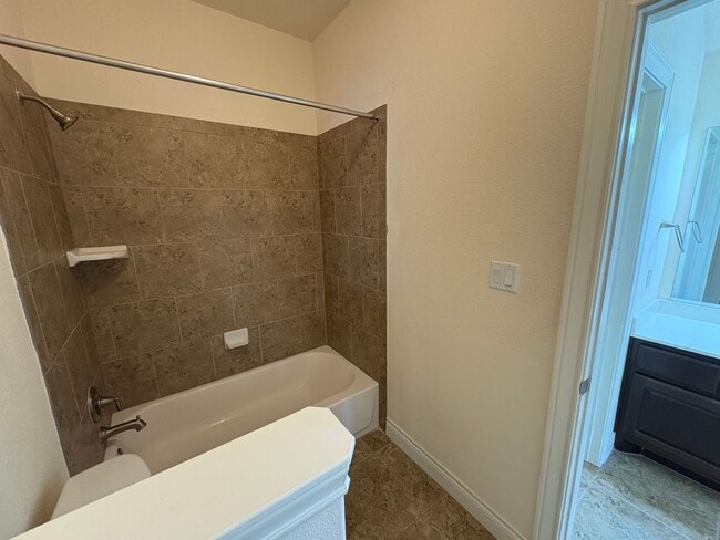 Building Photo - Make This Pflugerville Residence Your New Home!!