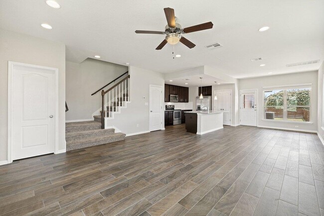 Building Photo - 719 Coconut Grove St