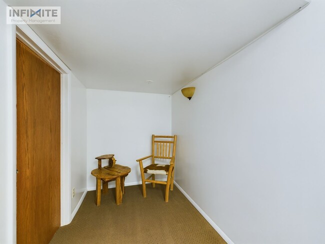 Building Photo - Executive Office Suites Starting at $500