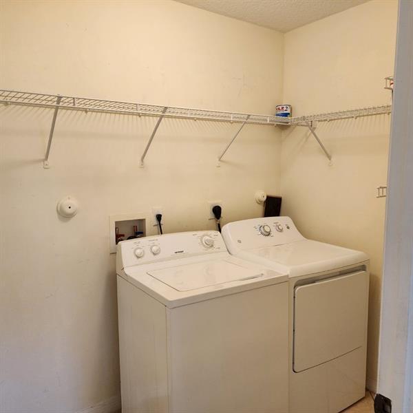 Building Photo - 4929 N Harbor Isles Dr