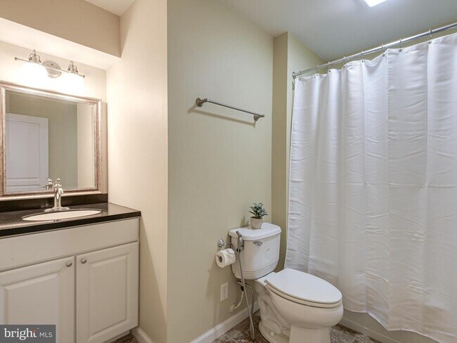 Building Photo - 209 N Caldwell Cir