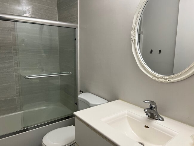 Building Photo - 641 Surfside Point