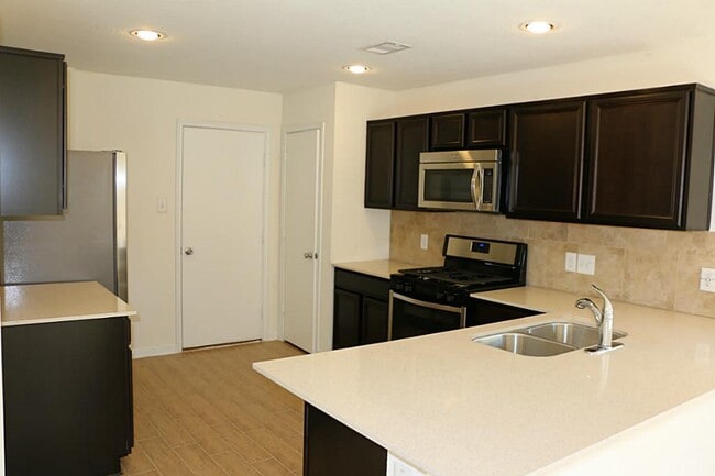 Building Photo - 19439 Archer Glen Dr