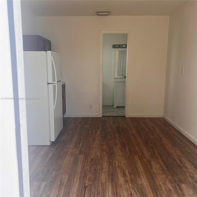 Primary Photo - 30320 SW 149th Ave