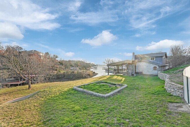 Building Photo - 9568 Houston Hill Rd