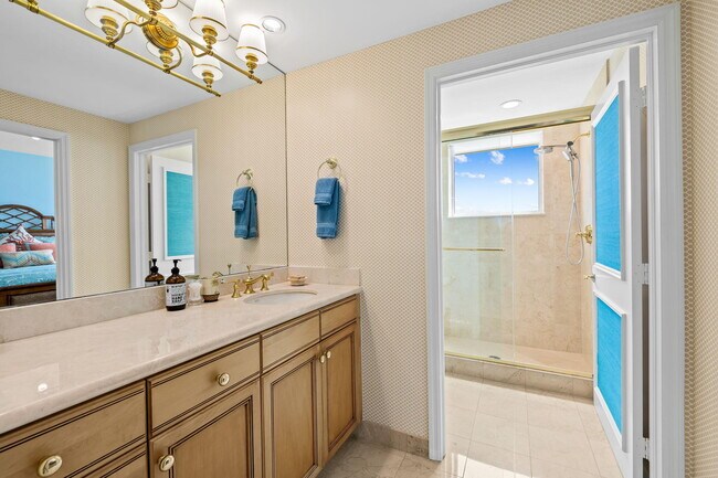 Building Photo - 3055 Harbor Dr