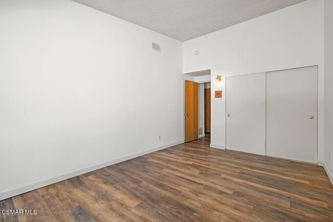 Building Photo - 5708 Wilhelmina Ave
