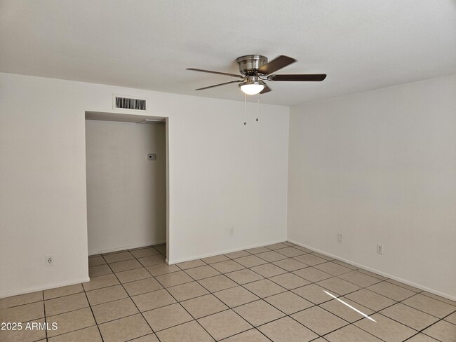 Building Photo - 1221 E Harmony Cir