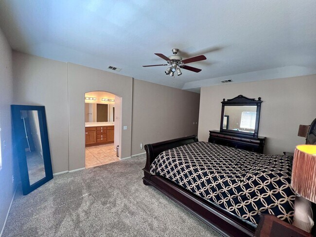 Building Photo - Wonderful 4 bedroom Single Story Murrieta Home for LEASE!