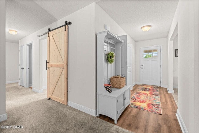 Building Photo - 104 Lake Merial Trail