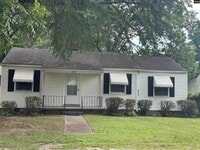 Building Photo - 1213 Summerland Dr