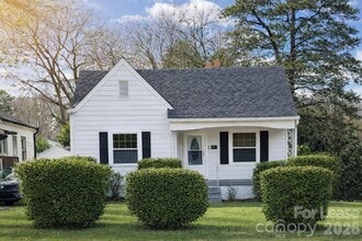 Building Photo - 926 S York St