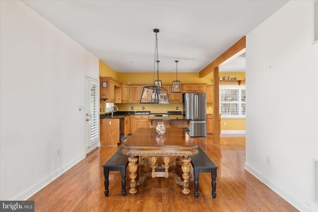 Building Photo - 882 Liberty Furnace Rd