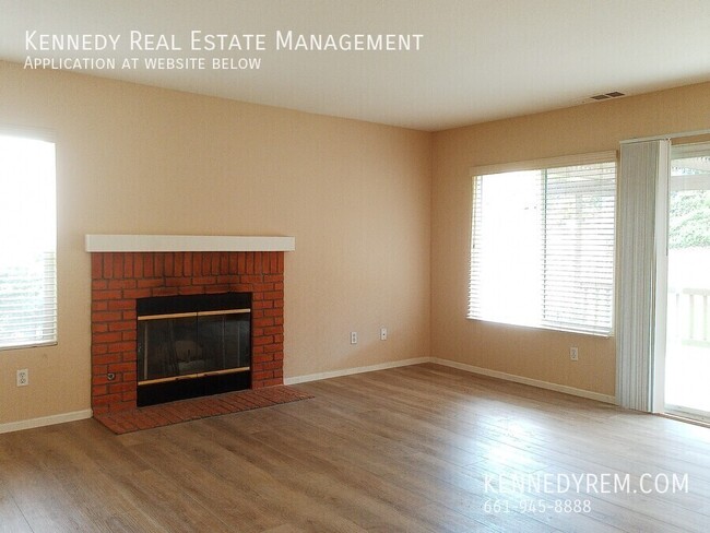 Building Photo - 4310 Portola Dr