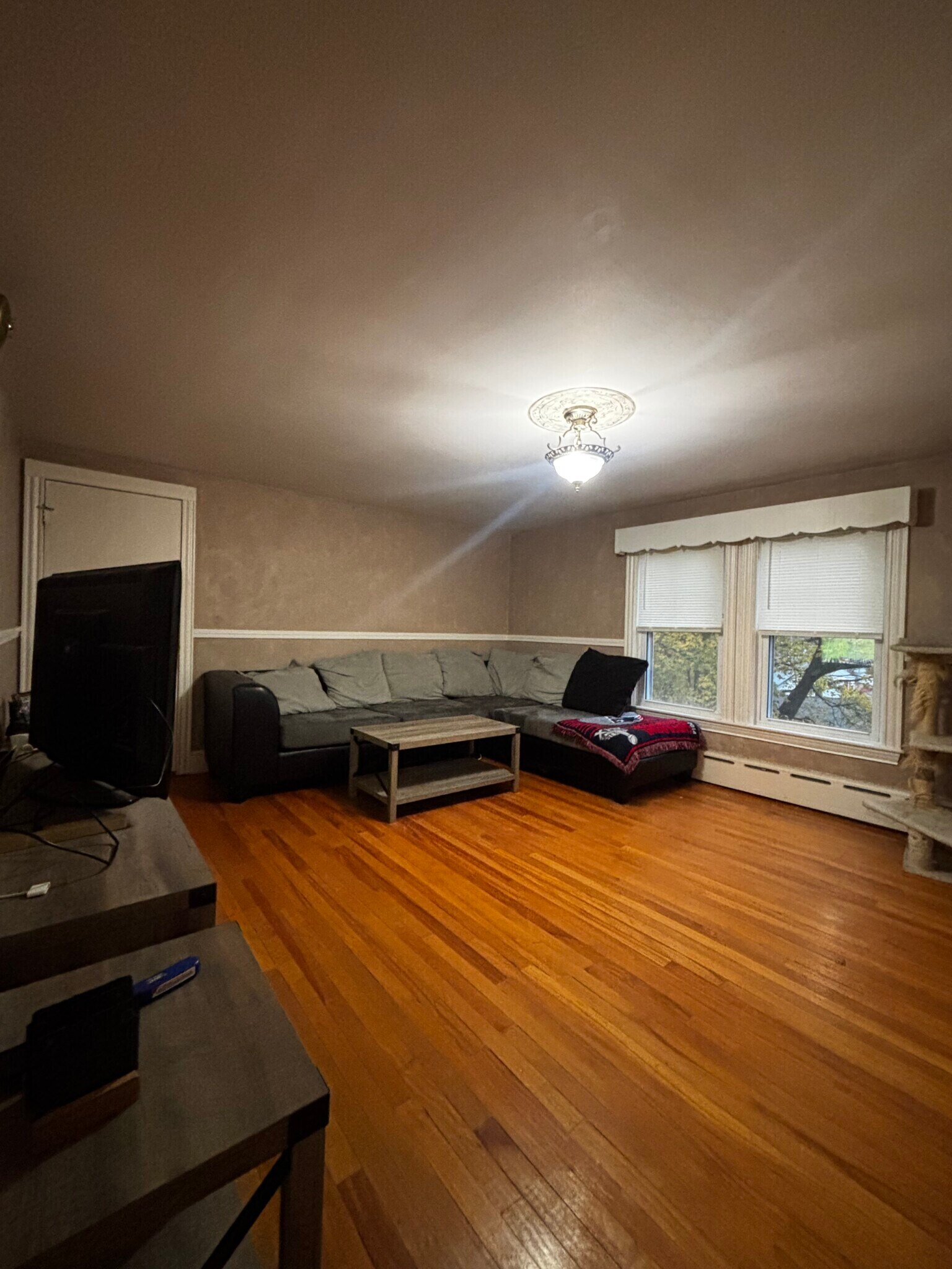 Building Photo - 30 Linwood Ave