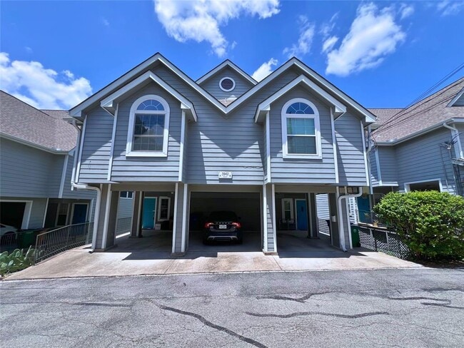 Primary Photo - 3942 Shoal Creek Blvd