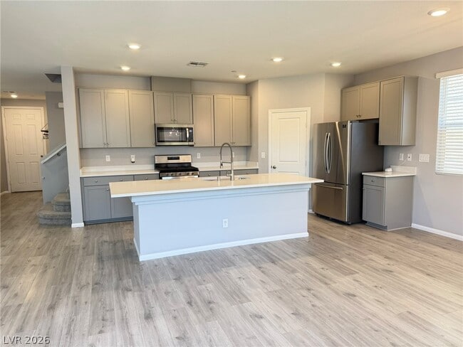 Building Photo - 3025 Gravino Ave