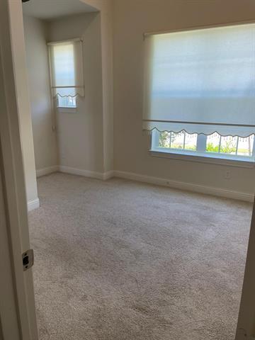 Building Photo - 300 Dominion Dr