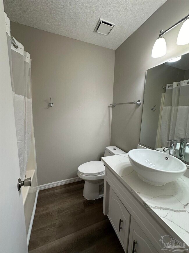 Building Photo - 10150 Candlestick Ln
