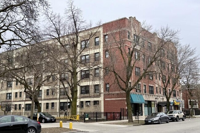Building Photo - 0 bedroom in Chicago IL 60613
