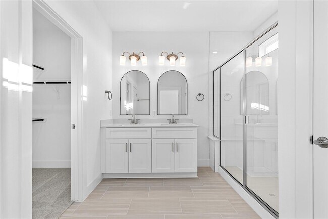 Building Photo - 1955 Settlers Glen Dr