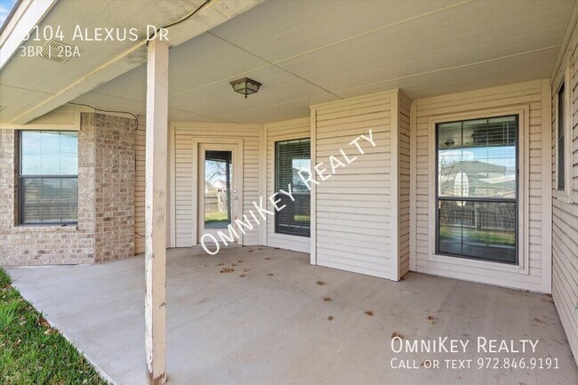 Building Photo - 6104 Alexus Dr