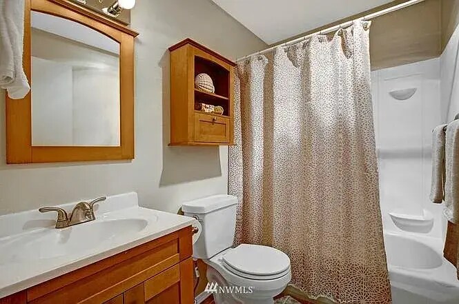 2nd Full Bath - 13283 15th Ave NE
