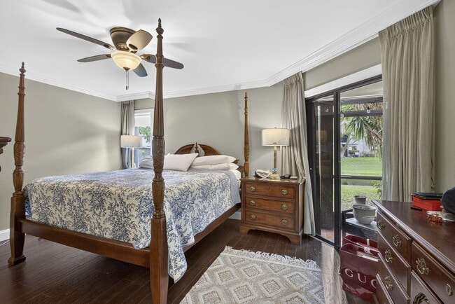 Building Photo - 500 Crosswinds Dr