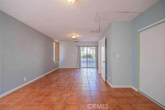 Building Photo - 28043 Woodstock Ave