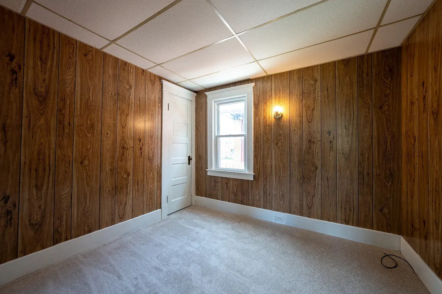 Building Photo - 15 Andrews Ave