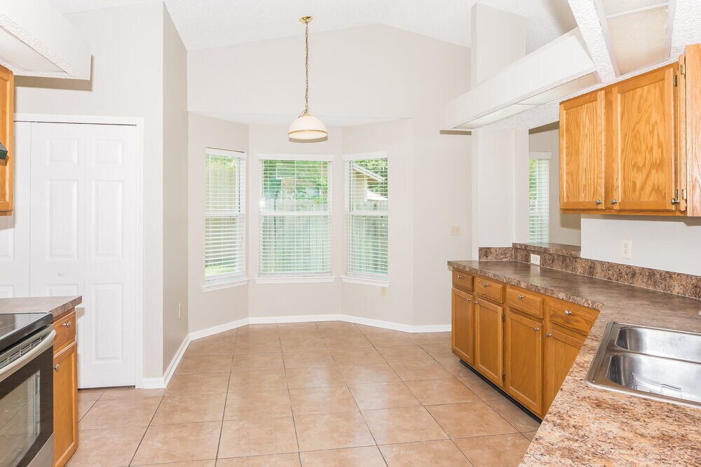 Building Photo - 3379 Deerfield Pointe Dr
