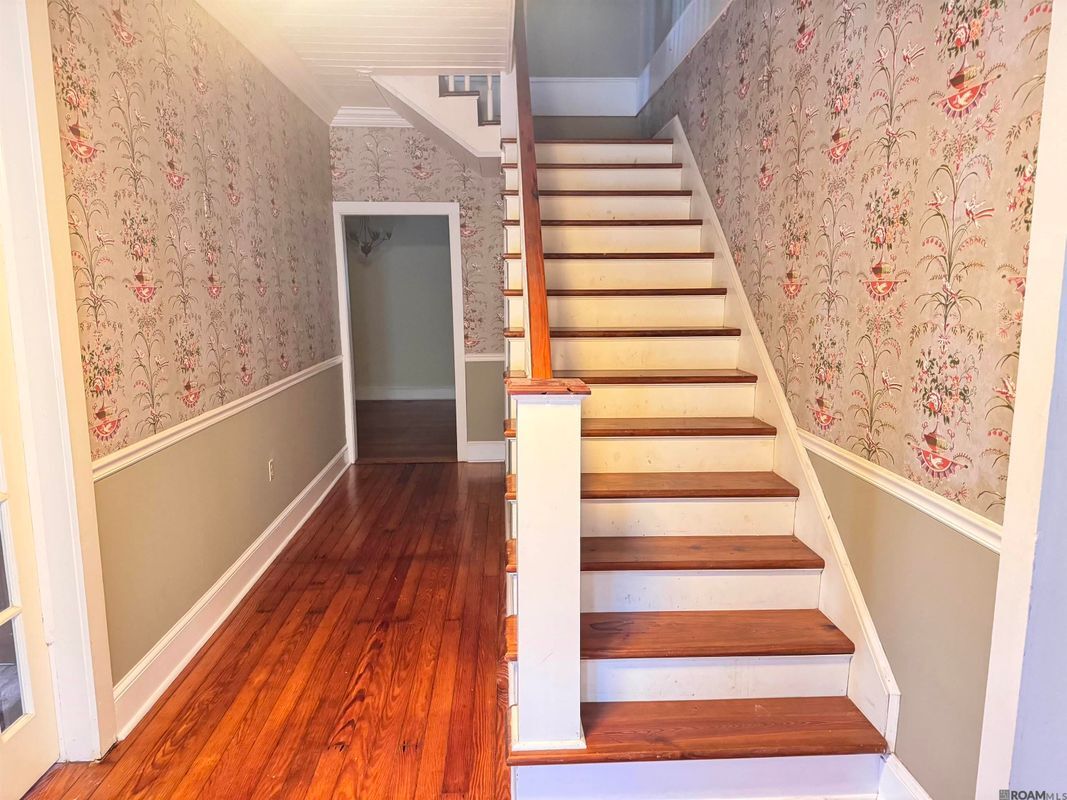 Building Photo - 781 North St