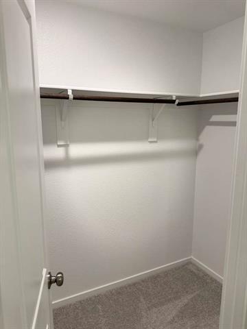 Building Photo - 205 Bable Run Dr