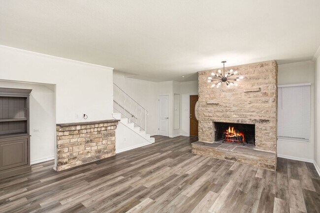 Building Photo - ALAMO HEIGHTS  |  TOWNHOME  |  REMODELED  ...