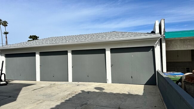 Building Photo - San Pedro