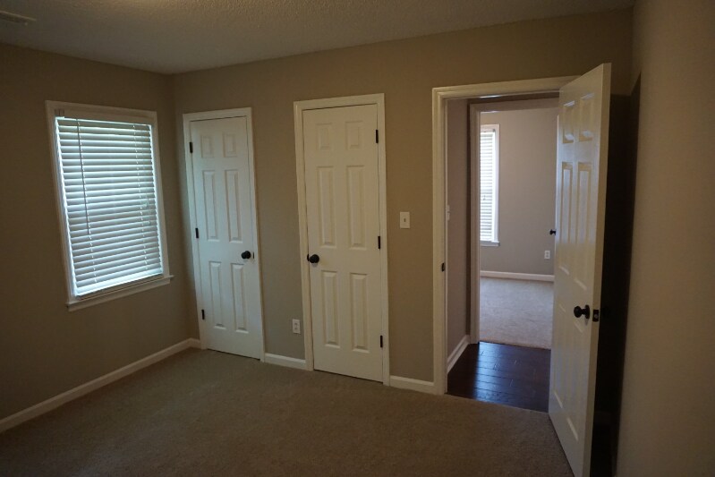Building Photo - 13254 Dickens Ln