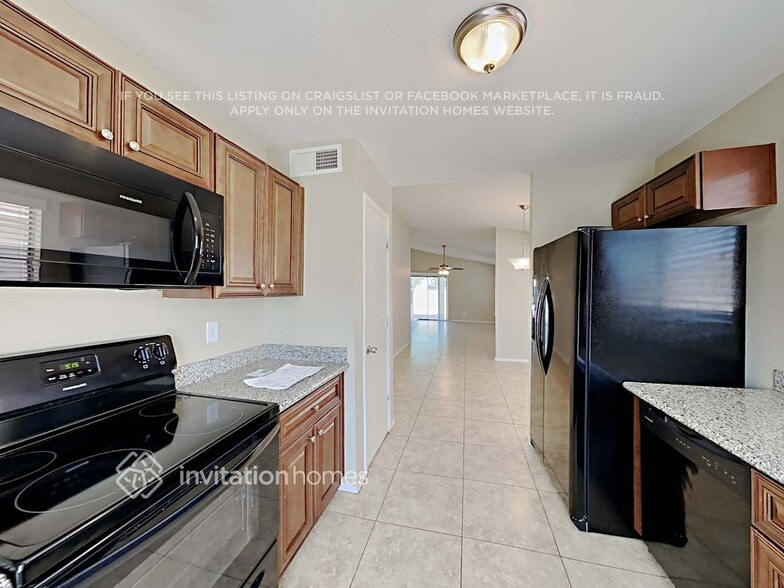 Building Photo - 4002 N 88th Ave