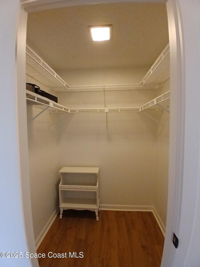 Building Photo - 325 S Banana River Blvd