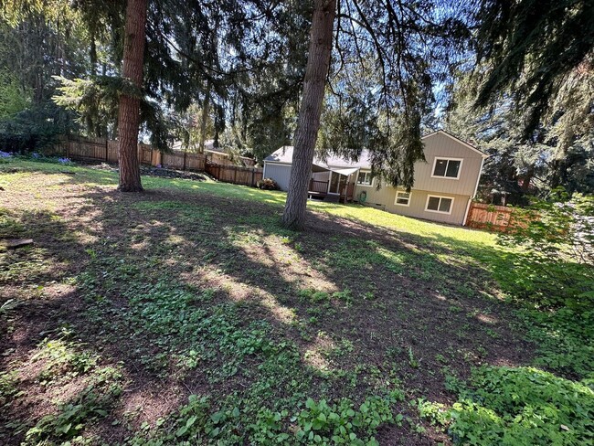 Building Photo - Charming 3 bedroom home in desirable Puyallup