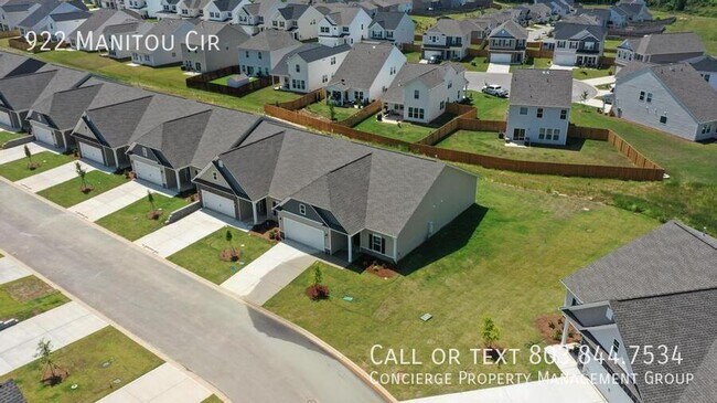 Building Photo - 922 Manitou Cir