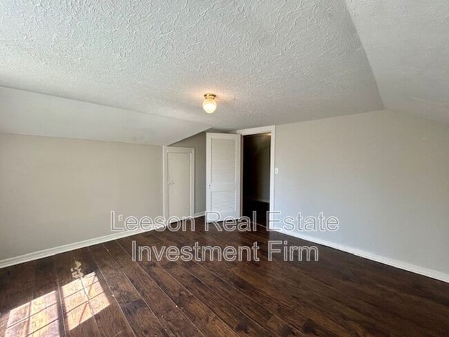 Building Photo - 274 Carrollton Ave