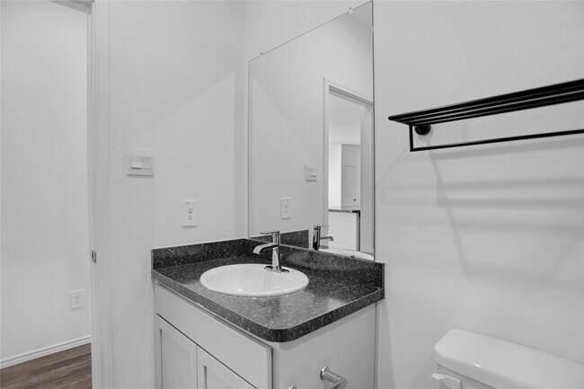 Building Photo - 24311 Saddlestone Green Dr