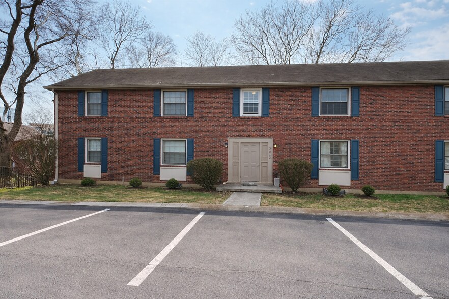 Building Photo - 3312 Long Blvd