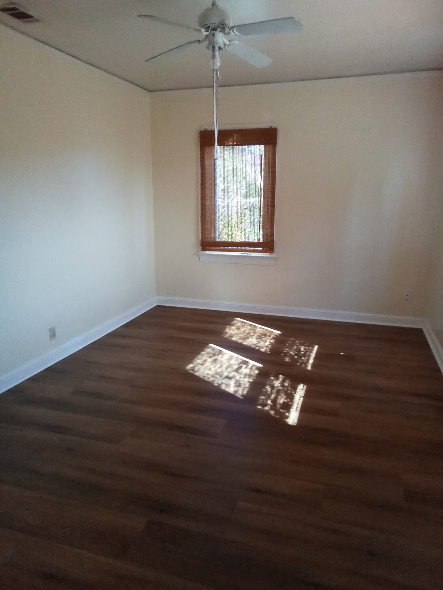 Building Photo - 1426 Amador St