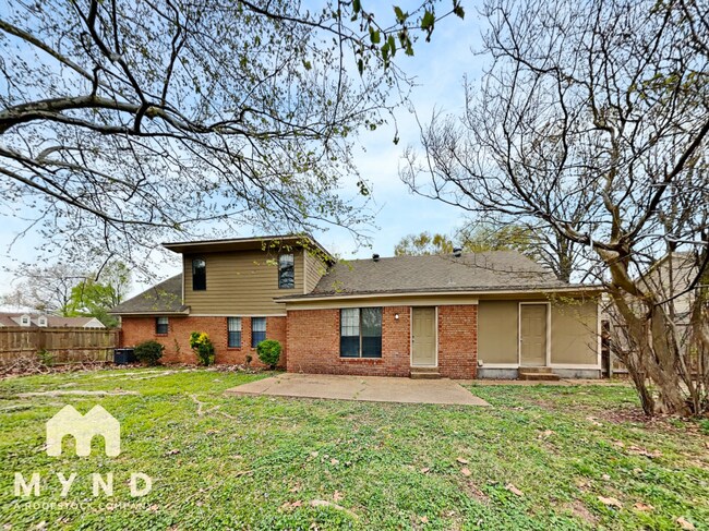 Building Photo - 7071 Atherton Cove