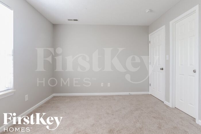 Building Photo - 9135 Allegro Dr