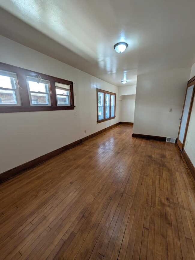 Building Photo - 3215 N 53rd St
