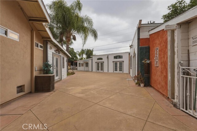 Building Photo - 24092 Gemwood Dr