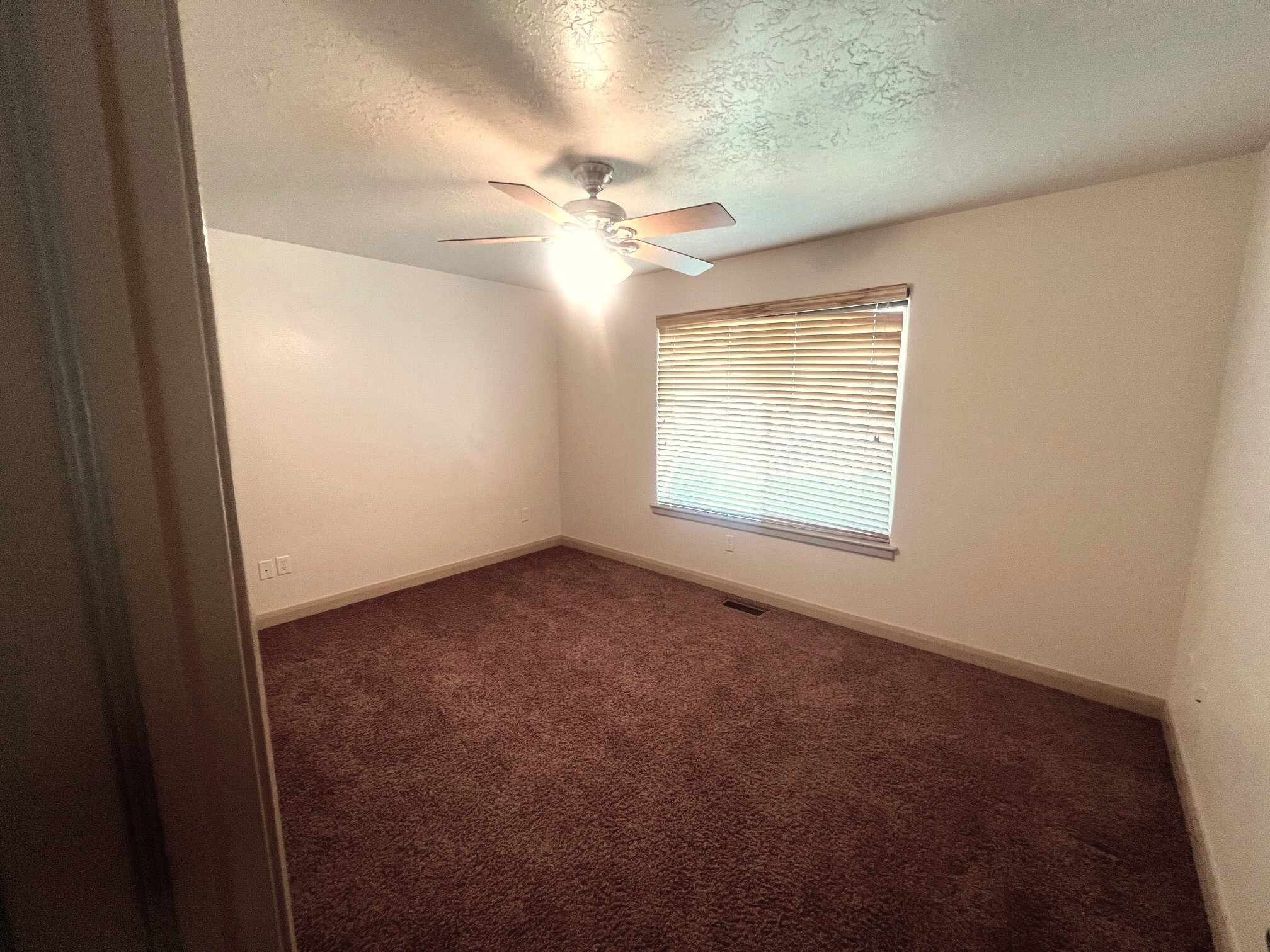 Building Photo - 320 S 1125 W