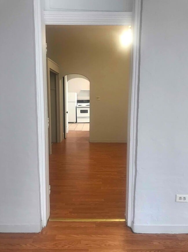 Interior Photo - The Roseanne
